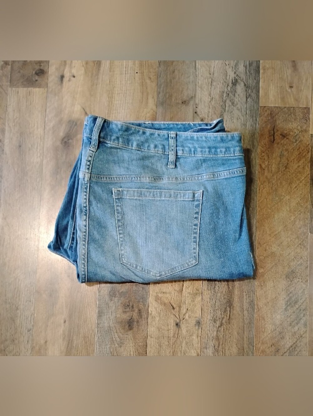 Torrid Bootcut NWOT Jeans Women's Size: 26R
